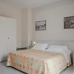 Hotiday Collection - Centro 3* אלסיו