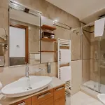 Hotiday Collection - Centro 3* אלסיו