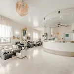 Hotiday Collection - Centro מלון 3*