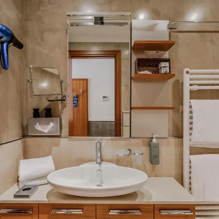 Hotell Hotiday Collection - Centro Alassio