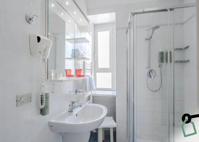 酒店 Hotiday Collection - Centro 3*