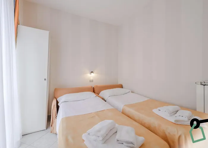 Hotiday Collection - Centro 酒店 3*