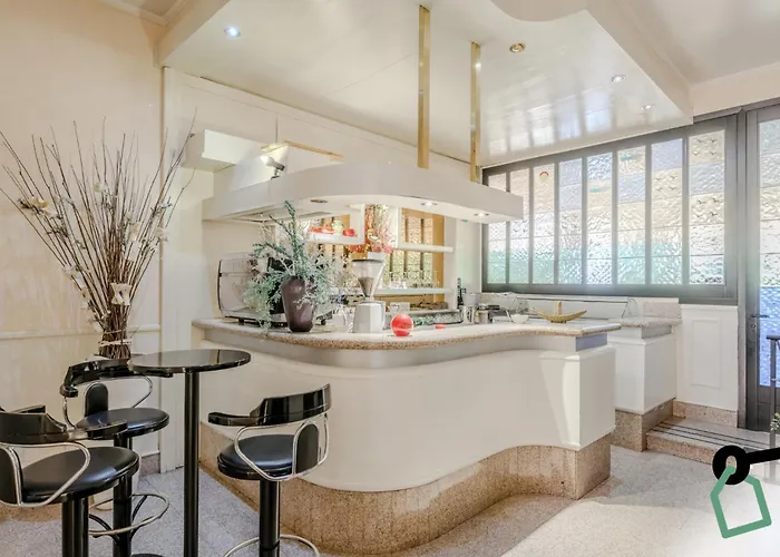 Hotiday Collection - Centro 酒店 阿拉西奥