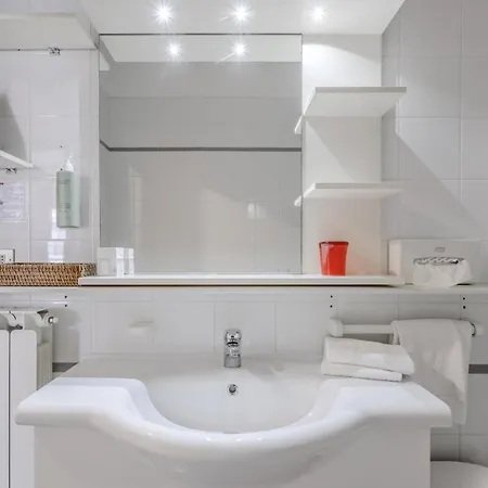 Hotiday Collection - Centro 3* Alassio