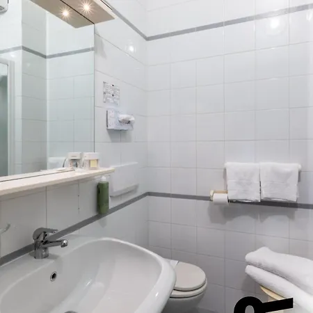 Hotel Hotiday Collection - Centro 3*